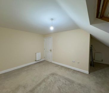 Honeysuckle Court, Huncoat, Accrington - Photo 4