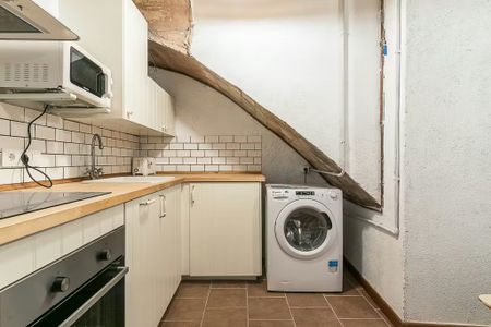 Carrer de Vinaròs, Barcelona, Catalonia 08003 - Photo 4