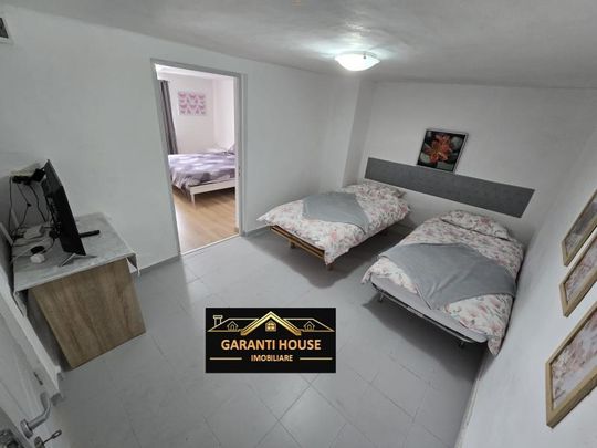 Zona Sebesului, casa mobilata, 2 camere - Photo 1