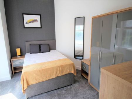 Kirkstall Lane (Room 1), Headingley, Leeds - Photo 5