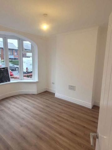 Layton Road, Blackpool, FY3 - Photo 2