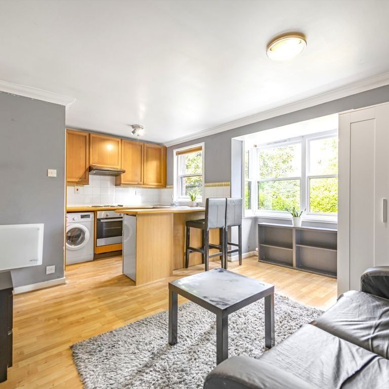 Holley Road, W3 7TS, London - Photo 1