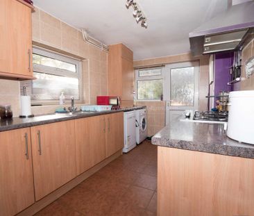 Ukraine Road, Salford - Photo 3