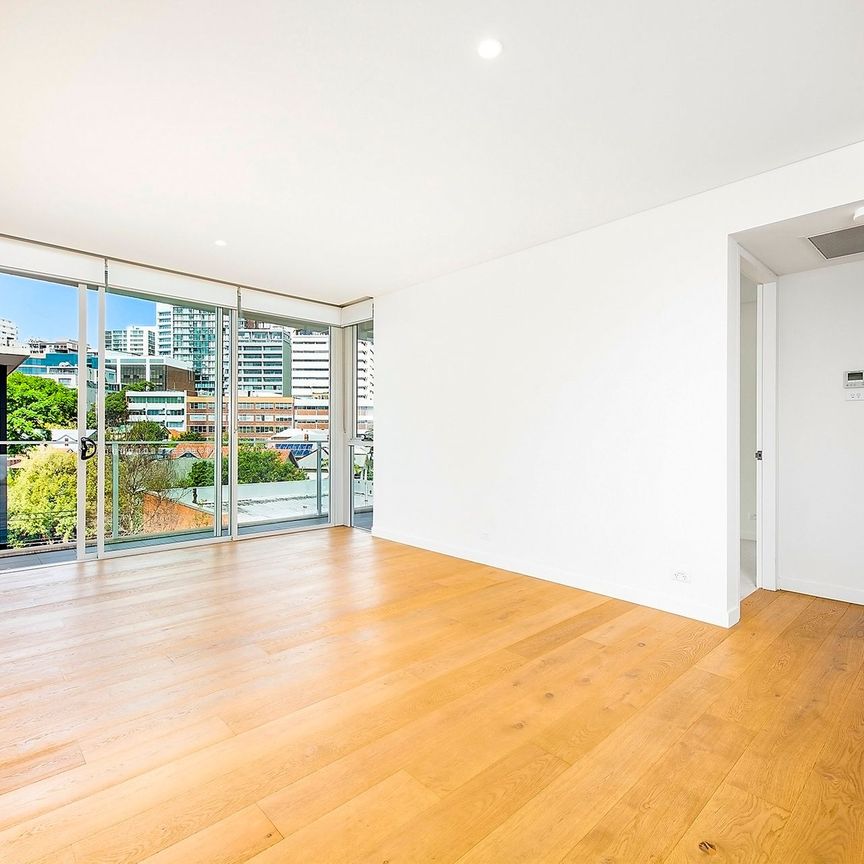 Immaculate Luxury Apartment ** Available 14/01/26 ** - Photo 1