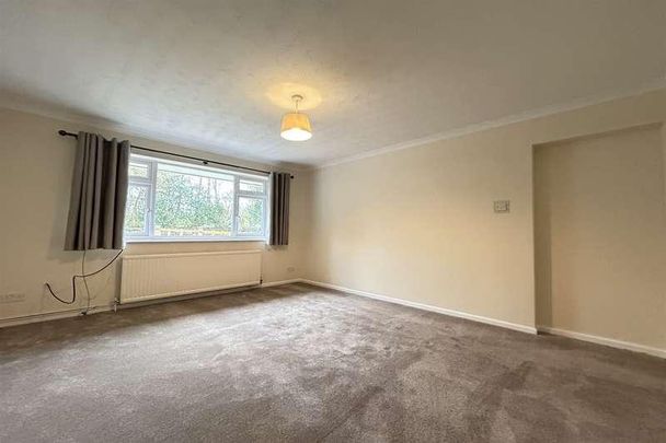 The Bungalow, Water End Lane, Old Basing, Basingstoke, RG24 - Photo 1