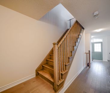 For Lease - 124 Fruitvale Circle, Brampton, Ontario - Photo 4