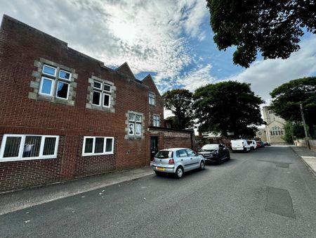 Rock Lodge Road, Sunderland, Tyne and Wear - Photo 5