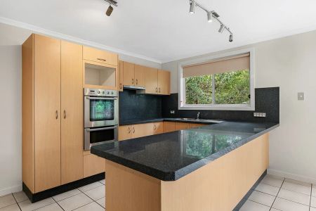 “Space, Style & Convenience in One” - Photo 2