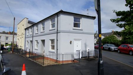 2 bedroom terraced house to rent - Photo 3