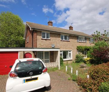 4 bedroom semi-detached house to rent - Photo 1