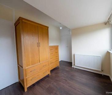 3 bedroom property to rent in Banstead - Photo 4