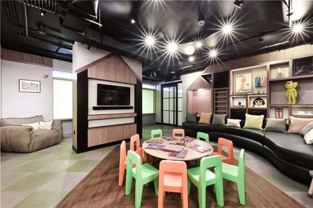 32 amenity spaces, including two rooftop swimming pools, rooftop terraces, sky-lounge bar, pet spa and games room. - Photo 4