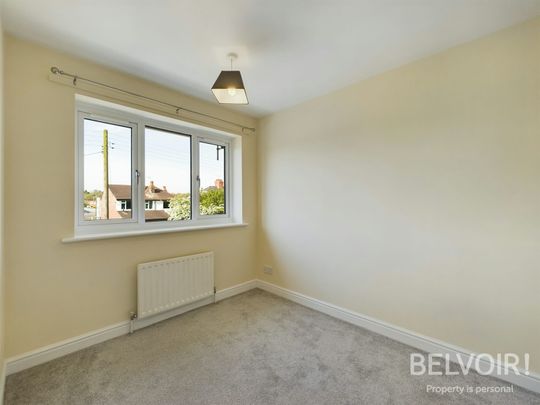 Terraced House to rent on - Photo 1