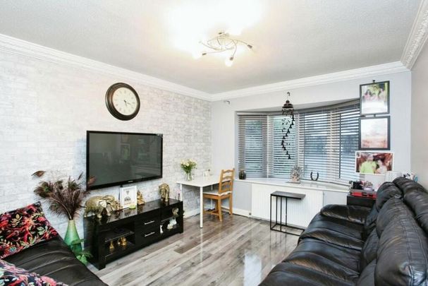 5 bedroom house to rent - Photo 1