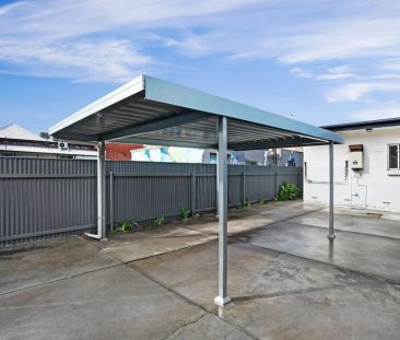 Low maintenance cottage close to cbd - Photo 5