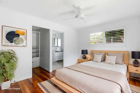 Character Home with Panoramic Views & Yard Care - Photo 2