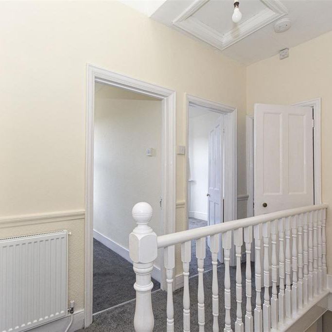 4 bedroom terraced house to rent - Photo 1