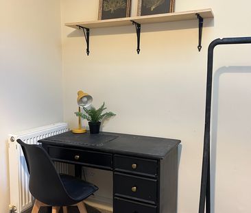 Room in a Shared House, The Mont, BS6 - Photo 6