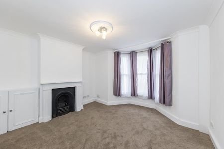 5 bedroom terraced house to rent - Photo 2