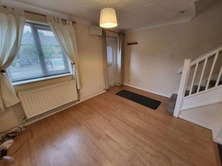 Wigmore, LU2 - Photo 2