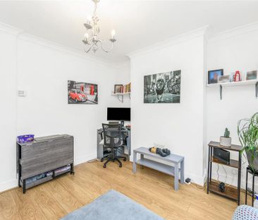 1 bedroom ground floor flat to rent - Photo 4