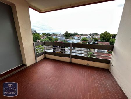 Location Appartement 2 pièces 44m² MONT DE MARSAN 40000 - Photo 4