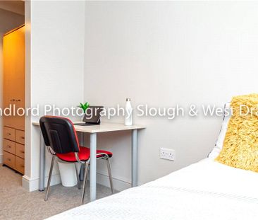 Park Barn East, Guildford, Surrey, GU2 8EW - Photo 6