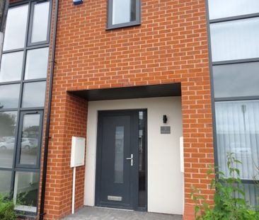 55 Station Road, Ellesmere Port, Little Sutton - Photo 2