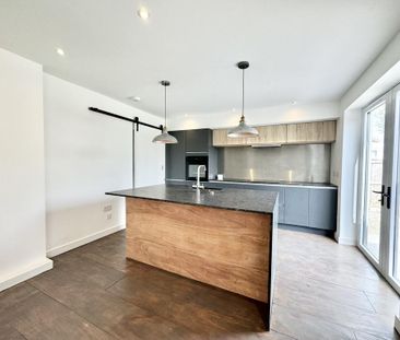 4 bedroom bungalow to rent - Photo 3