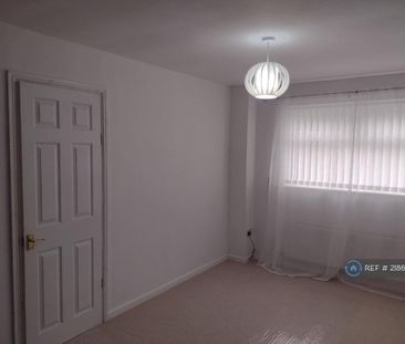 3 bedroom detached house to rent - Photo 4