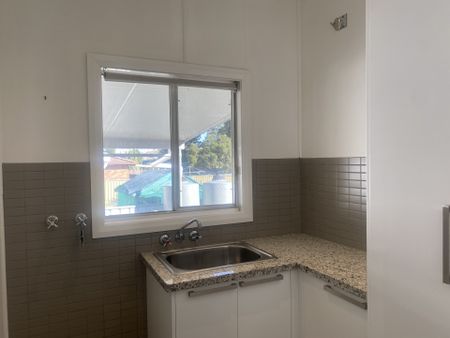 NORTH TAMWORTH - Four Bedroom Home - Photo 5