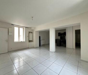 Location Appartement 3 pièces 66m² - Photo 3