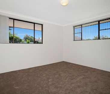 1367 Pittwater Road, Narrabeen NSW 2101 - House For Rent | Domain - Photo 5
