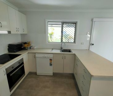 INNER CITY DUPLEX!!!! - Photo 6
