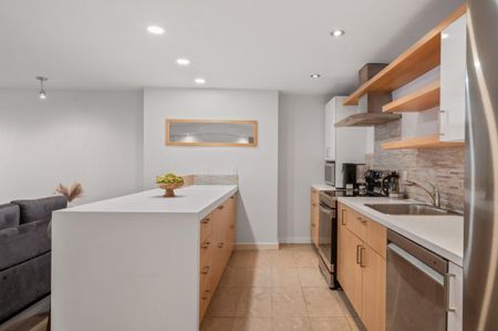 215 Rue St-Jean, G1R 1N8, G1R 1N8, Québec - Photo 3