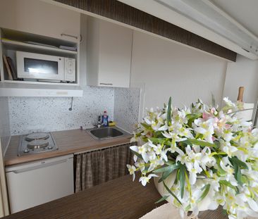 Charmant, möbliertes Apartment mit Dachgarten und Domblick - Photo 3