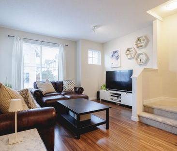 Family Townhouse on Townline Hill - Photo 3