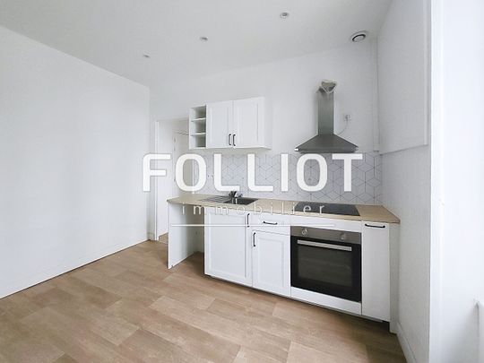 A LOUER - A 10 min de VIRE NORMANDIE - SOMPTUEUX T3 ENTIEREMENT REFAIT A NEUF. - Photo 1