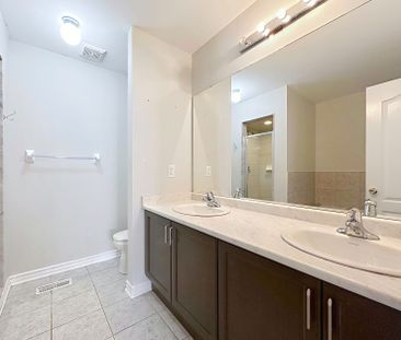 For Lease - 8777 Dufferin Street Unit# 14, Vaughan, Ontario - Photo 6