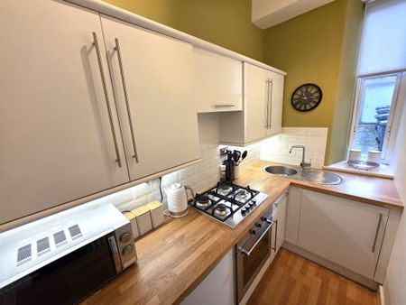 1 bedroom flat to rent - Photo 5