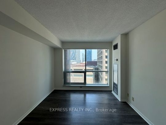 For Lease - 10 Yonge Street Unit# 1011, Toronto, Ontario - Photo 1