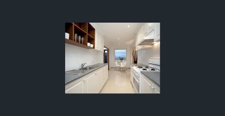 COSY 2 BEDROOM HOUSE! - Photo 4