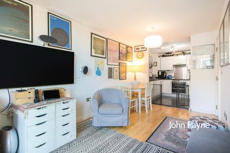 Parkside Avenue, London, SE10 - Photo 2