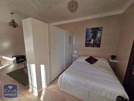 Location Appartement 1 pièce 35m² TOULON 83000 - Photo 3
