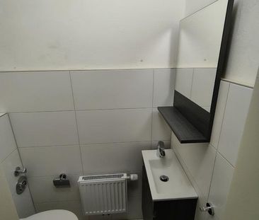 Helle 3-Zimmer-Dachgeschosswohnung in ruhiger Lage von Heilbronn- - Foto 1