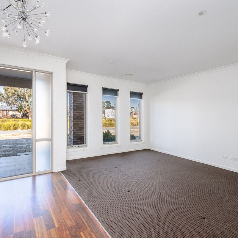 18 Windsor Avenue, SHEPPARTON VIC 3630 - Photo 1