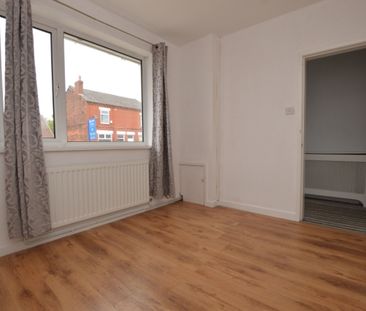 3 Bedroom Semi-Detached Bungalow - Photo 1