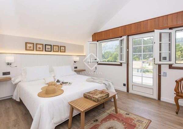 Luxury Villa for rent in Gondomar, Spain