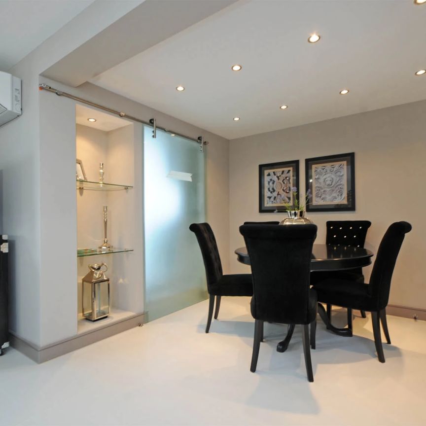 3 Bedroom Flat - Photo 1