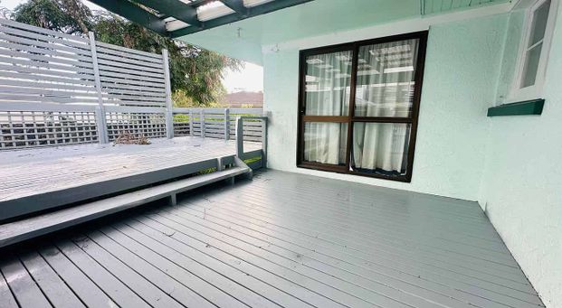 3-Bedroom Home in Mt Albert Road with Carport - Photo 1